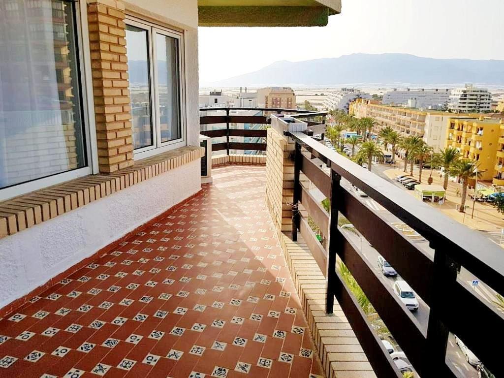 Apartamento Roquetas De Mar Urbanizacion, 2 Dormitorios, Gran Terraza Con Vista Al Mar, Wi-Fi, Parking Y Piscina Buitenkant foto